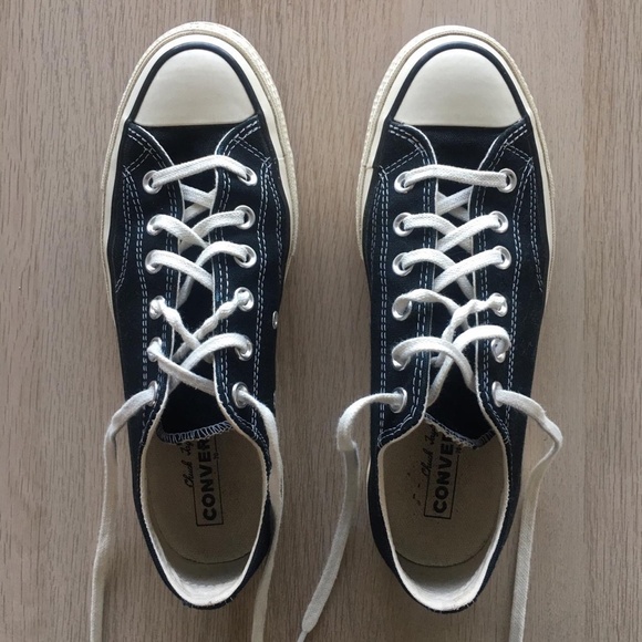 Like new Converse Chuck 70 with vintage stitching, Size 8.5 / 39, OPEN TO OFFERS - Picture 2 of 4
